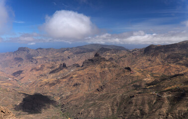 Fototapeta na wymiar Gran Canaria, landscape of the central part of the island, Las Cumbres, ie The Summits, hiking route Cruz de Timagada - Lajas del Nublo - Aserrador - Chimirique