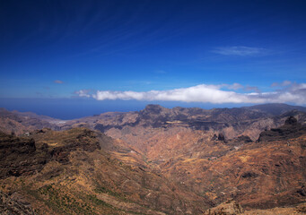 Obraz na płótnie Canvas Gran Canaria, landscape of the central part of the island, Las Cumbres, ie The Summits, hiking route Cruz de Timagada - Lajas del Nublo - Aserrador - Chimirique 