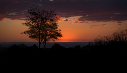 Fototapeta na wymiar Orange sunset on a quiet evening