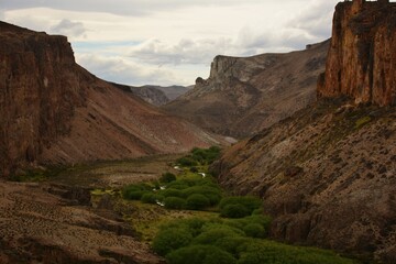 Vista del cañón y del río Pinturas en Santa Cruz, Patagonia Argentina
