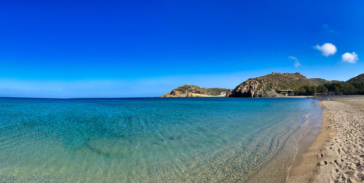 PLAŻA NAD MORZEM ŚR&Oacute;DZIEMNYM. WYSPA KRETA, GRECJA