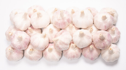 Obraz na płótnie Canvas Garlic isolated on a white background.