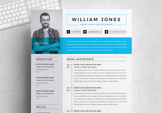 Black and White Minimalist Creative Resume Layout