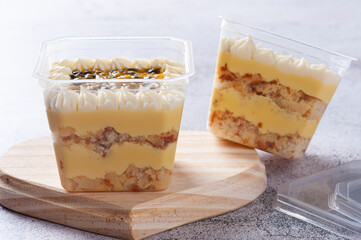 Passion fruit cake in the pot for delivery.