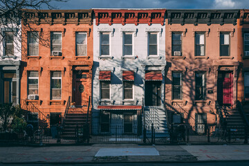 Houses in Bushwick, Brooklyn, New York City - obrazy, fototapety, plakaty