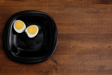eggs in a black bowl
