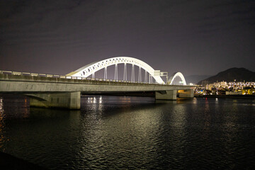 広島太田川大橋、光る大橋。