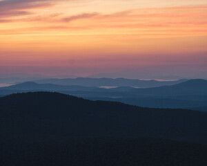 Fototapeta na wymiar Sunrise from Spruce Mt.