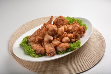 deep fried crispy chicken wing / pork rib with garlic asian halal menu