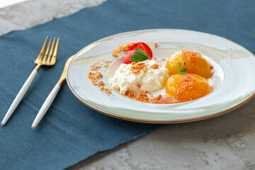 Cottage cheese and canned apricots, healthy breakfast