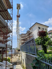 Fototapeta na wymiar Lavori in corso nel cantiere edile