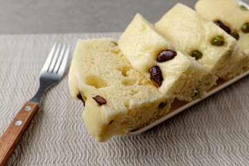 Corn sake bread fermented with alcohol