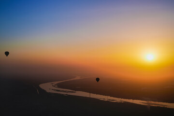 Fototapeta na wymiar image of a sunrise seen from a balloon in Luxor, Egypt