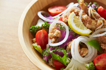 salad with chicken and vegetables