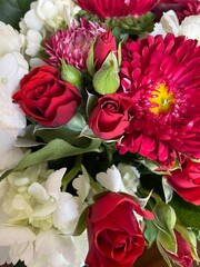 bouquet of red roses