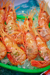 fresh shrimp,traditional seafood market 