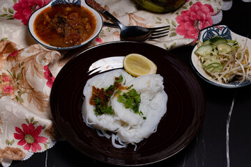 Rice Vermicelli With Northern Thai Pork Curry(Khanom Jeen Nam Ngiao)