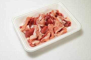 豚肉　小間切れ