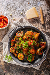 Mushrooms salad with chilli sauce