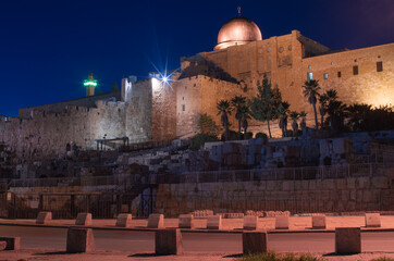 Al-Aqsa mosque in Jerusalem, night view