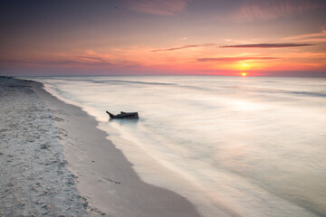 Zachód słońca nad Bałtykiem w Białogórze
