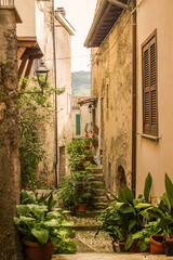 Fototapeta na wymiar beautiful streets of Castel di Tora