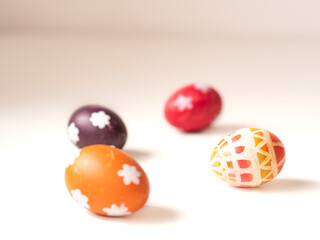 Kolorowe pisanki wielkanocne, śniadanie wielkanocne  © Klaudia Baran