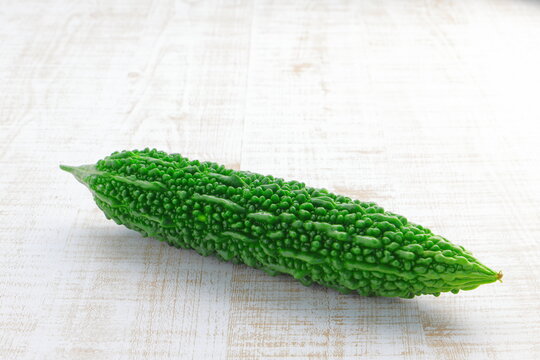 ゴーヤの蔓 の画像 537 件の Stock 写真 ベクターおよびビデオ Adobe Stock