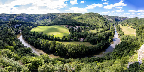 Méandre de l'Aveyron panorama, panoramic view of a meander of the Aveyron River, Occitanie, wooded and green hills