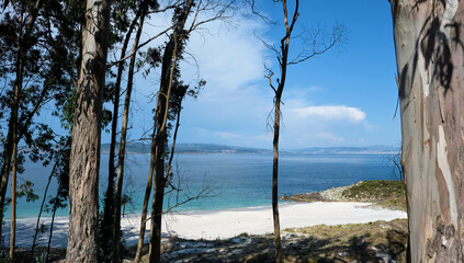 Clear water and white sand beach in Cies Islands