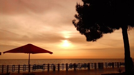 sunsets and sunrises