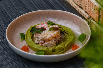 salad with chicken and vegetables