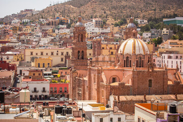 Daytime view of the urban skyline of Zacatecas City, Zacatecas, Mexico. - obrazy, fototapety, plakaty
