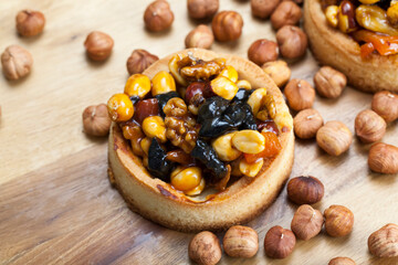 wheat tartlet with nuts
