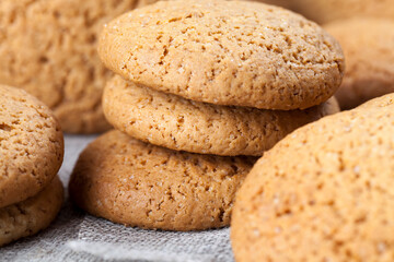 low-calorie oatmeal cookies, with added sugar