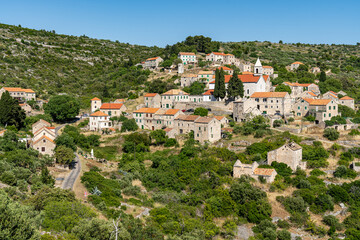 A small climatic town on the slopes of the mountain island of Hvar in Croatia - obrazy, fototapety, plakaty