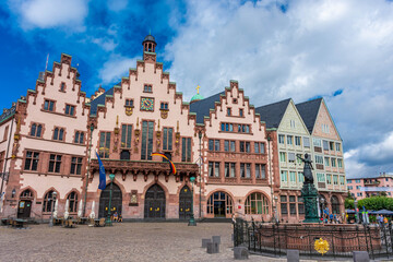 Fototapeta na wymiar FRANKFURT, GERMANY, 25 JULY 2020 Beautiful half-timbered houses and architecture in the main square of the historic center