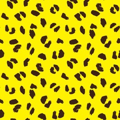 Yellow Animal Leopard Seamless Pattern Background
