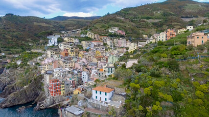 Fototapeta na wymiar Beautiful aerial view of Riomaggiore, Cinque Terre - Italy