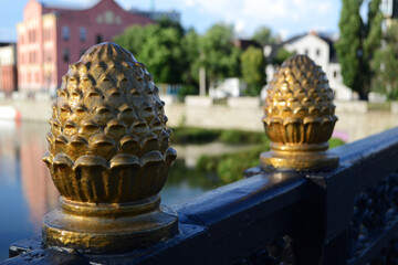 
Architectural elements on the bridge close-up.