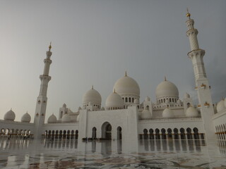 Fototapeta na wymiar Mosque after rain