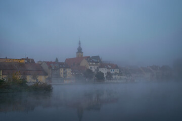 Fototapeta na wymiar City Kitzingen in Fog 