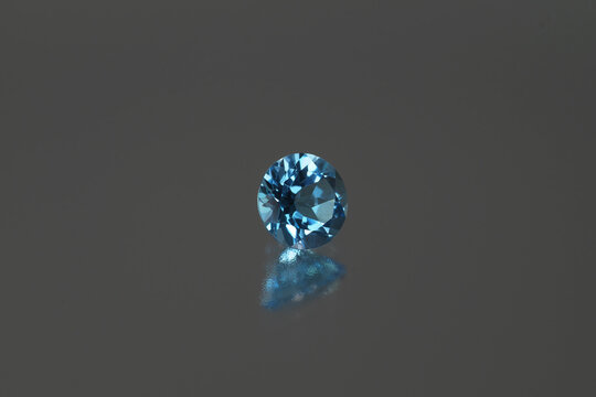 ブルートパーズ（blue topaz）