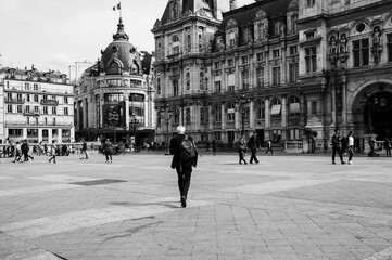 Obraz premium Place de l'Hôtel de Ville. Paris Noir & Blanc