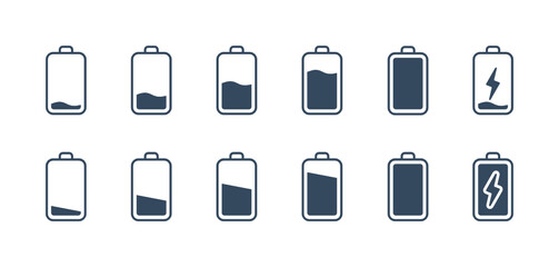 Set of battery charge level indicator icons