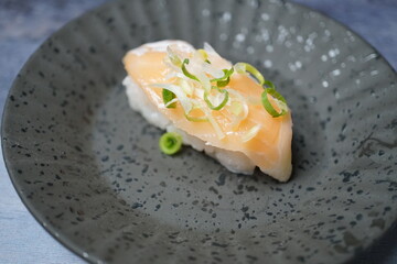 寿司 / とろサーモン