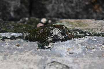 A small mountain formed from cement flakes.