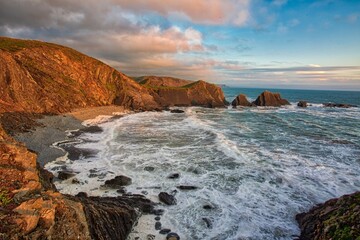 Obraz premium Sunset at Hartland Quay, Devon, England