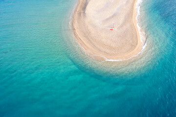 Fototapeta na wymiar Sandinsel im Meer