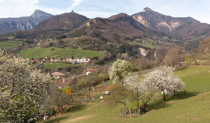 Chamechaude et l'Aiguille de Quaix